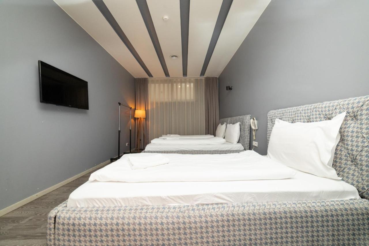 بريشتاين Hotel Gloria المظهر الخارجي الصورة