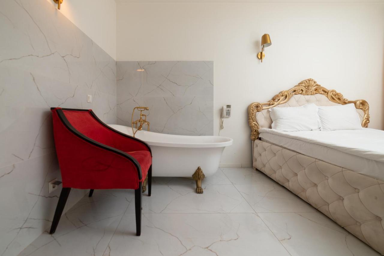 بريشتاين Hotel Gloria المظهر الخارجي الصورة